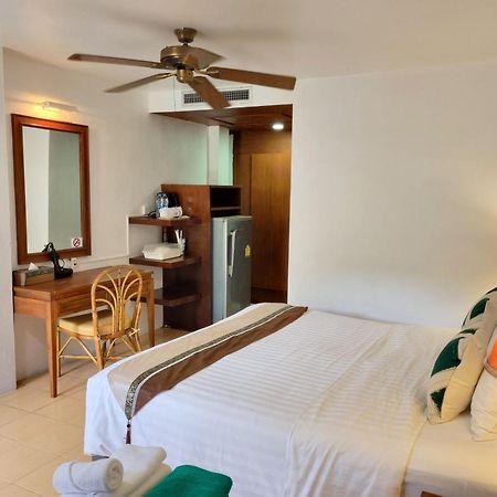 Kata Interhouse Resort By Haii Collection Praia de Kata Exterior foto