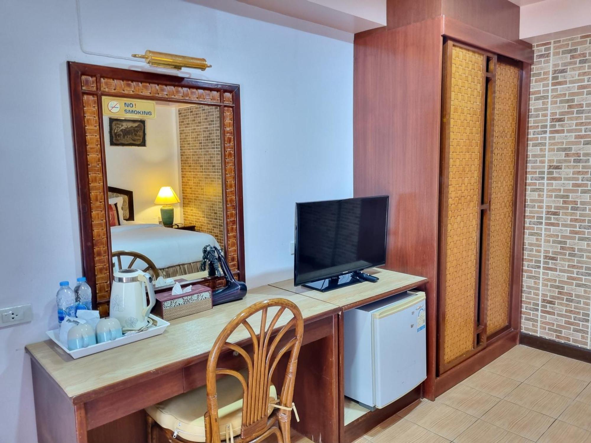 Kata Interhouse Resort By Haii Collection Praia de Kata Exterior foto